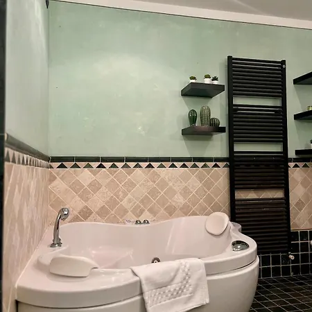 公寓 Il Borghetto - Casetta Rustica Con Piscina E Jacuzzi Nel Chianti